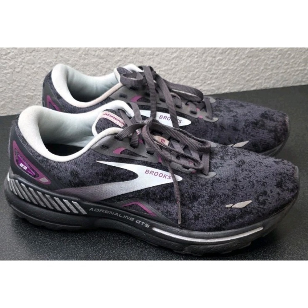 Brooks Adrenaline GTS 23 Shoes Women 10 Running Gray Sneakers Training